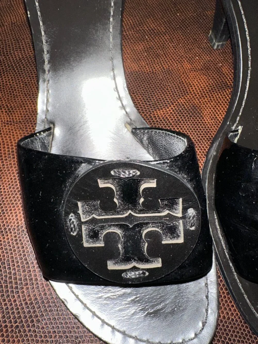 Tory Burch these tory
